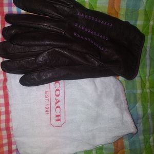 Coach leather gloves